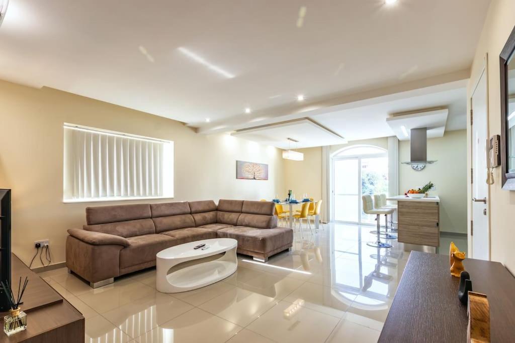 Modern 3 Bedroom Close To Paceville And Apartamento Is-Swieqi