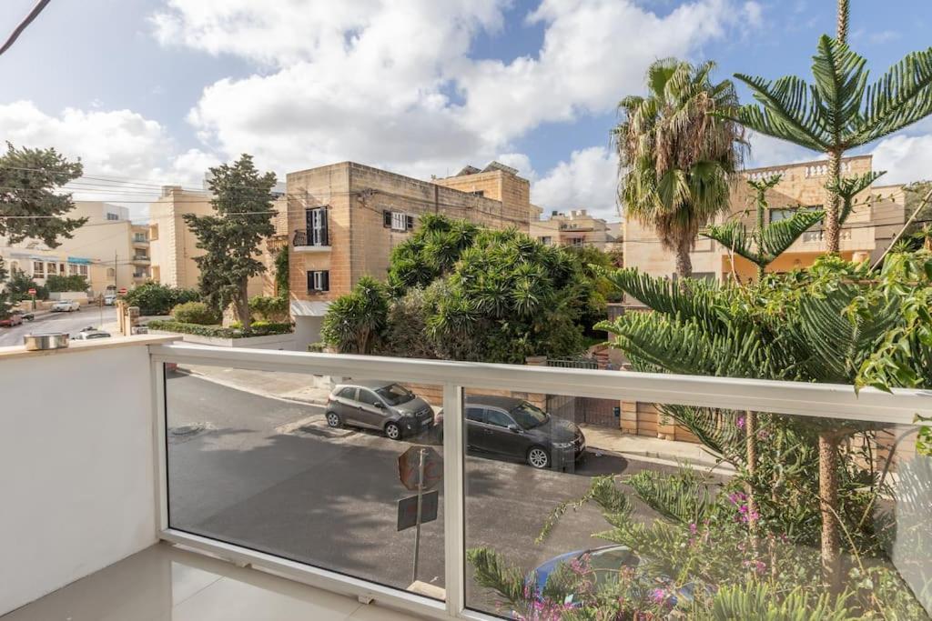 Modern 3 Bedroom Close To Paceville And Apartamento *